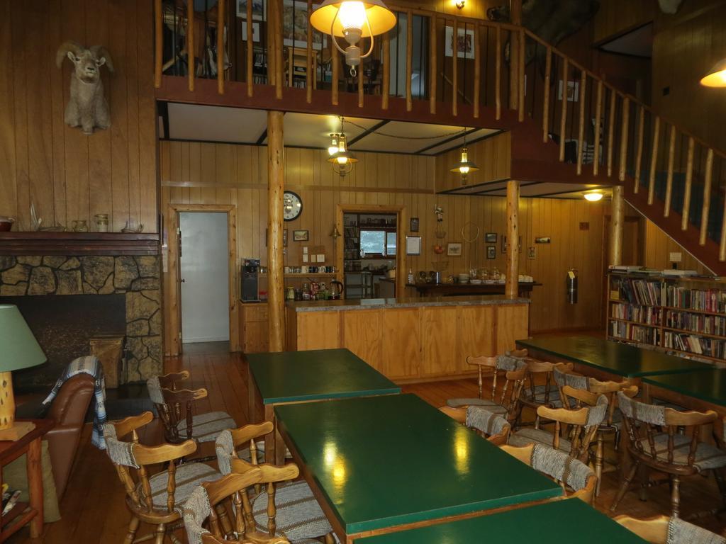 Black Cat Guest Ranch Brule Mines Exterior foto